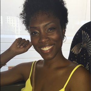 Meet your Posher, Vonetta